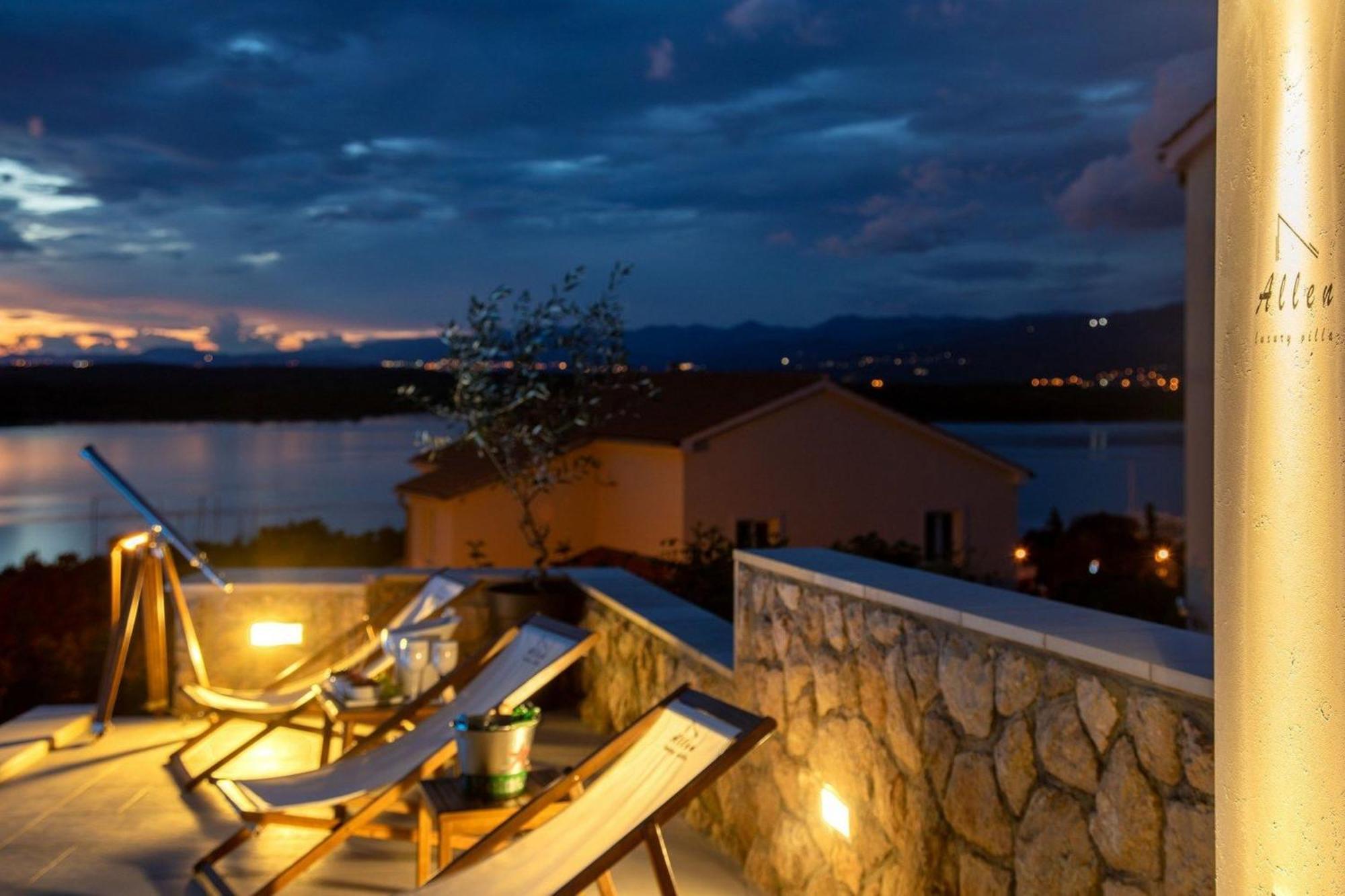 Luxury Villa Allen With Pool Klimno Habitación foto